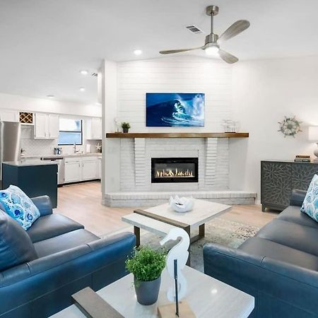 The St Augusdream Renovated Beach House Sleeps 8 Walk To Beach Сент-Огастин Экстерьер фото