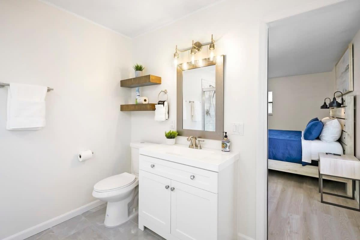 The St Augusdream Renovated Beach House Sleeps 8 Walk To Beach Сент-Огастин Экстерьер фото